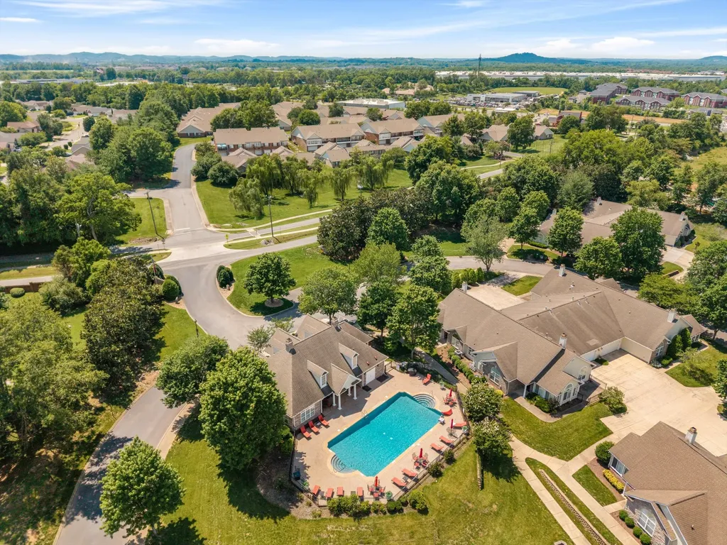 825 Browns Lane Gallatin TN 37066
