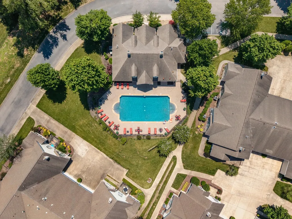 825 Browns Lane Gallatin TN 37066