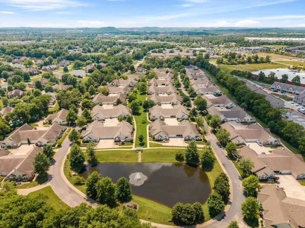 825 Browns Lane Gallatin TN 37066