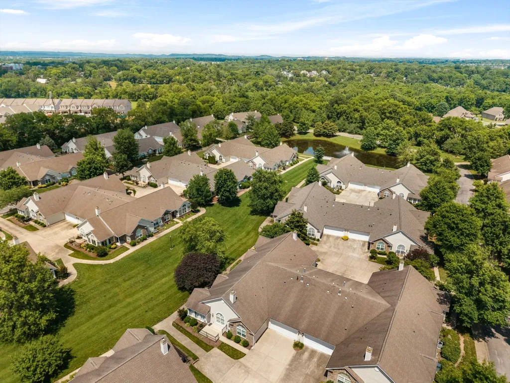 825 Browns Lane Gallatin TN 37066