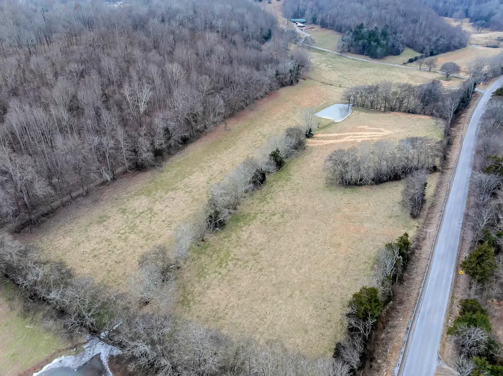4B Normandy Road Normandy TN 37360