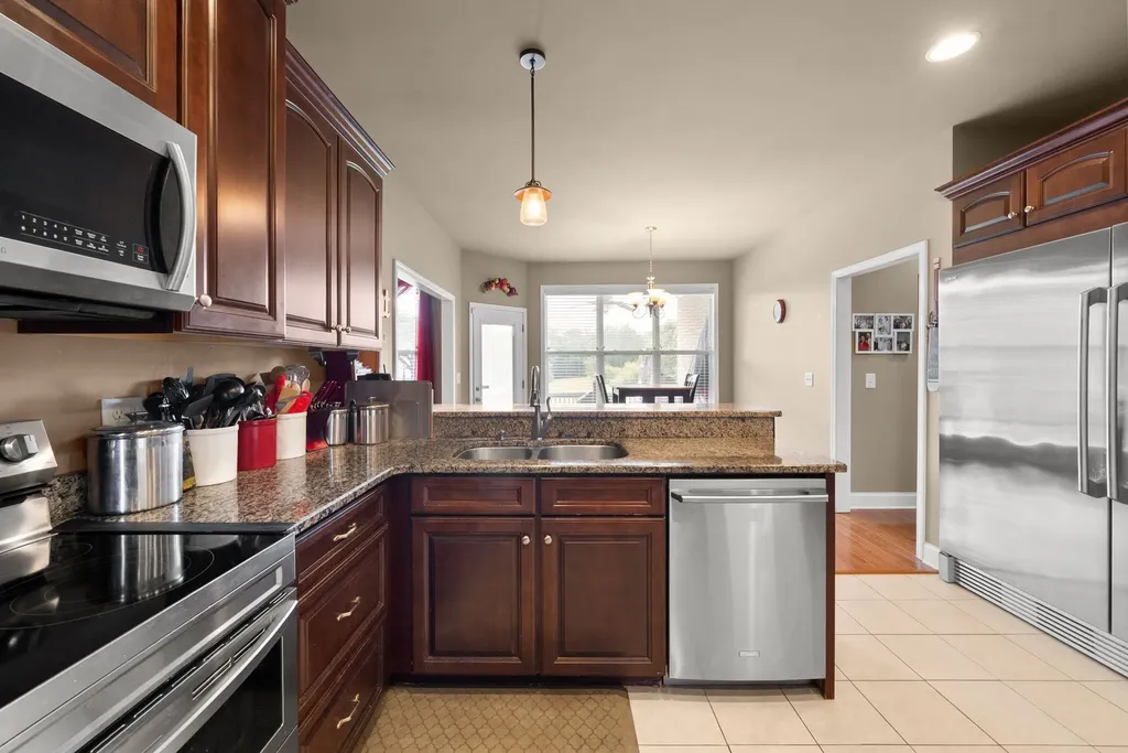 4940 Marion Road Cunningham TN 37052