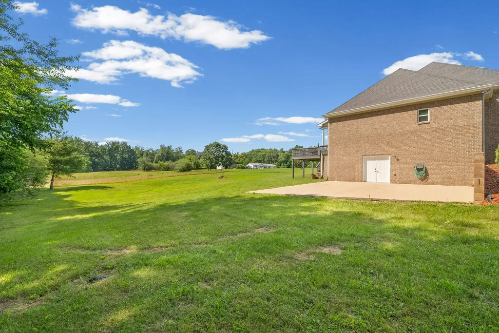4940 Marion Road Cunningham TN 37052