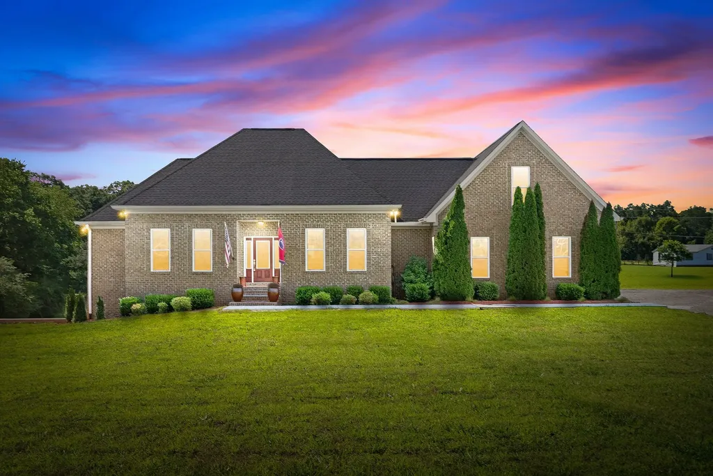 4940 Marion Road Cunningham TN 37052