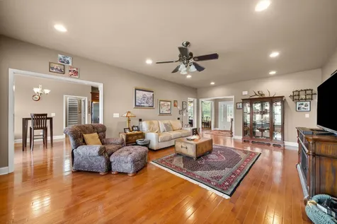 4940 Marion Road Cunningham TN 37052