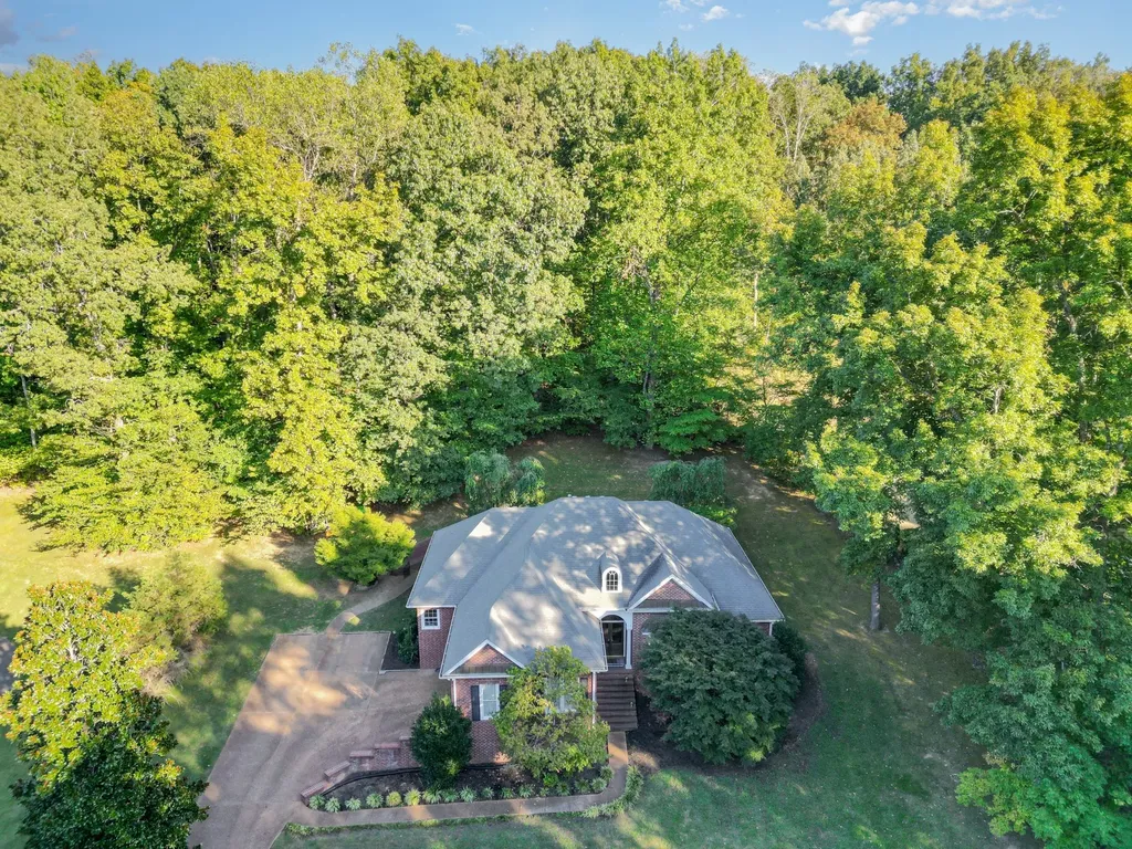 256 Scenic Drive Dickson TN 37055
