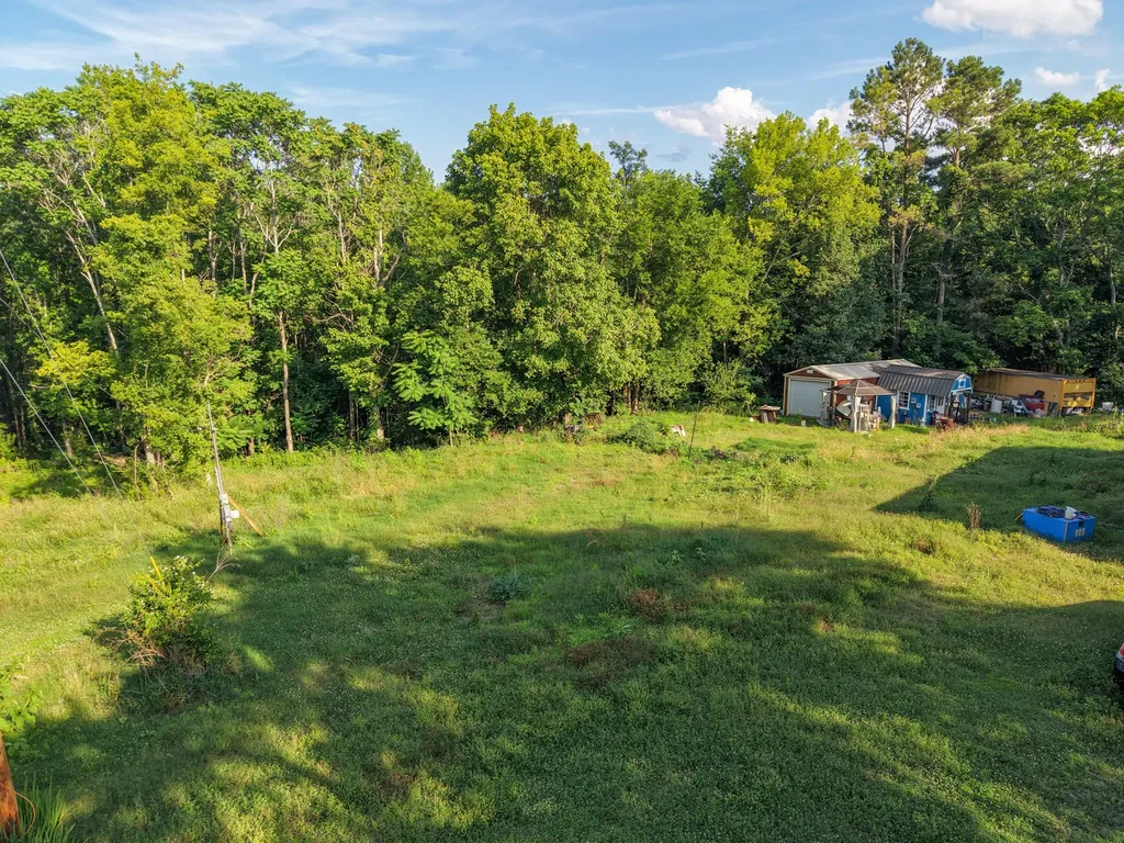 1098 Ewing Albright Road Ashland City TN 37015