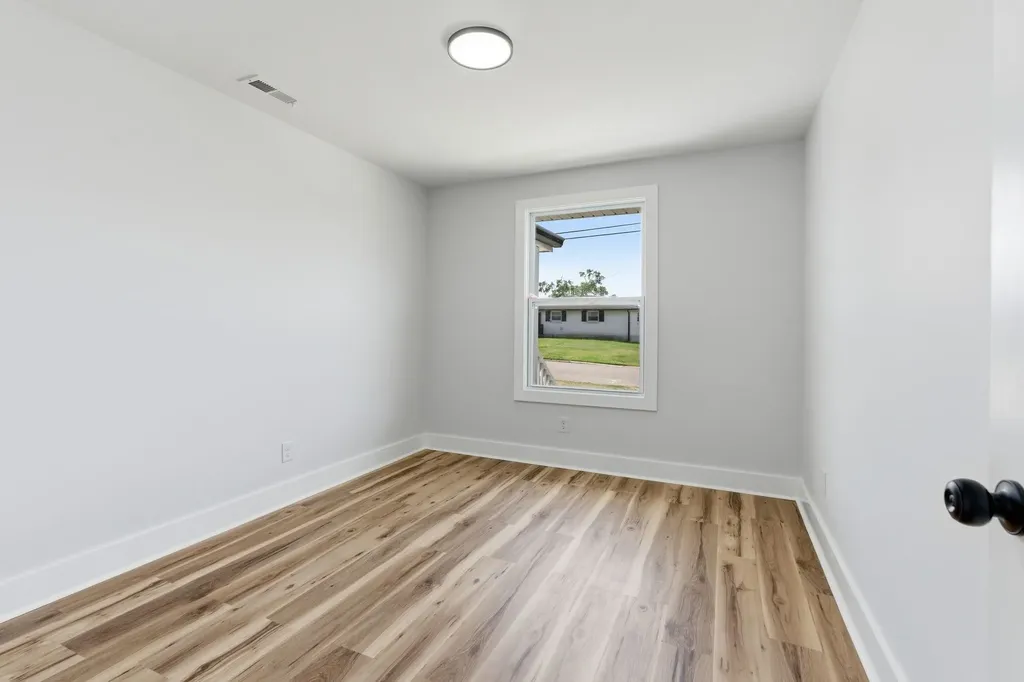 3313 Leondale Ter, N Nashville TN 37207
