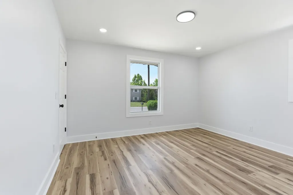 3313 Leondale Ter, N Nashville TN 37207
