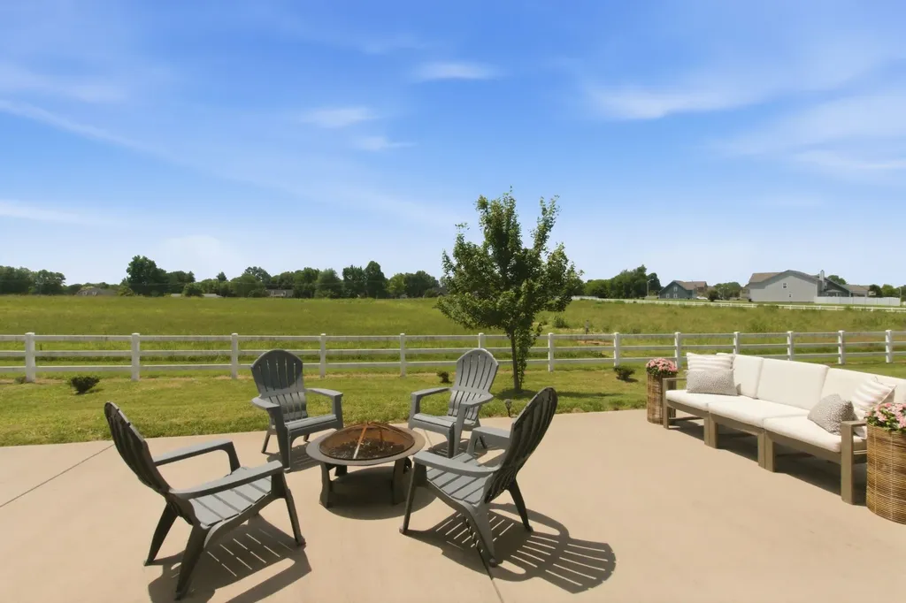 2424 Hollis Drive Murfreesboro TN 37127