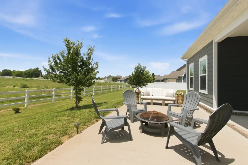 2424 Hollis Drive Murfreesboro TN 37127