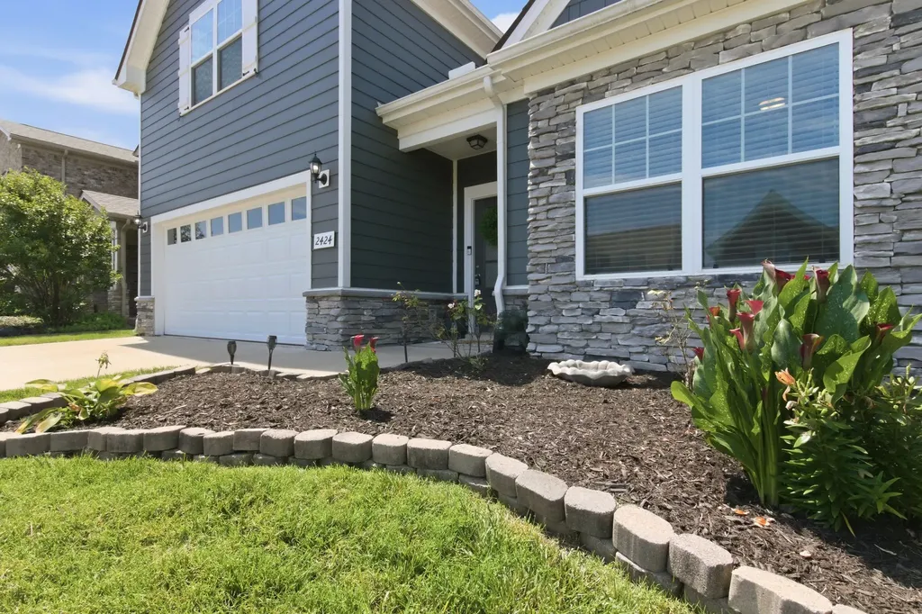 2424 Hollis Drive Murfreesboro TN 37127
