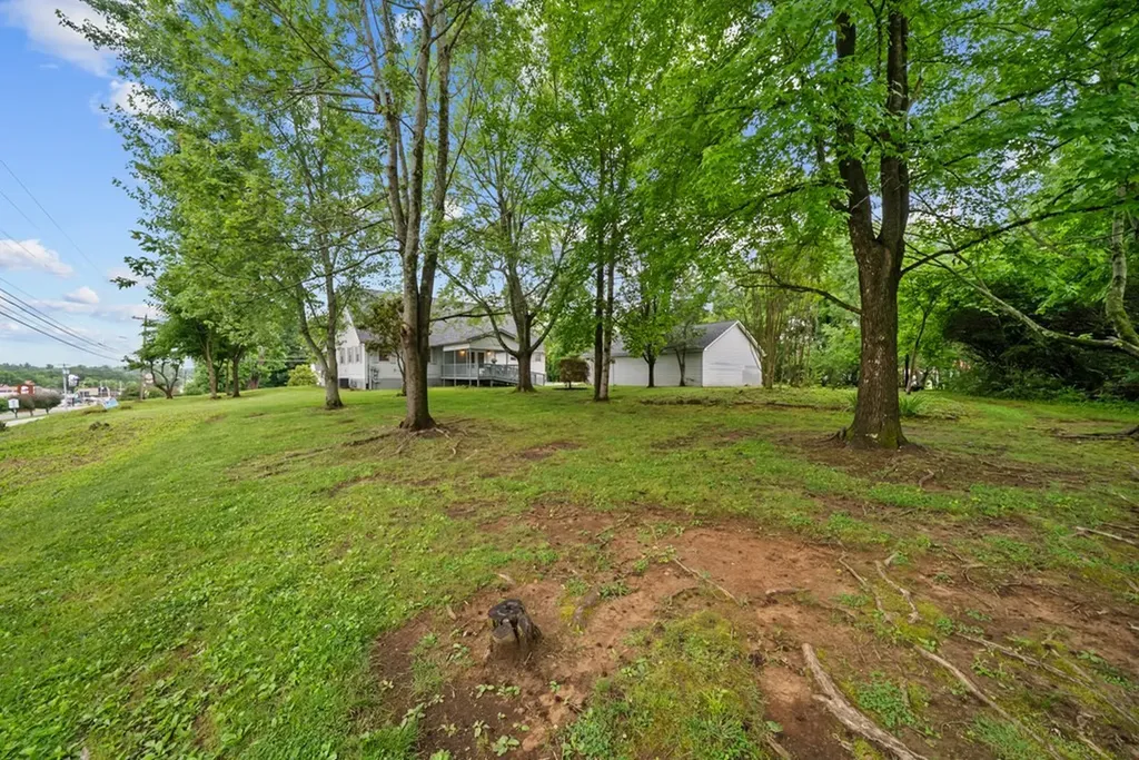 503 S Pine Street Monterey TN 38574