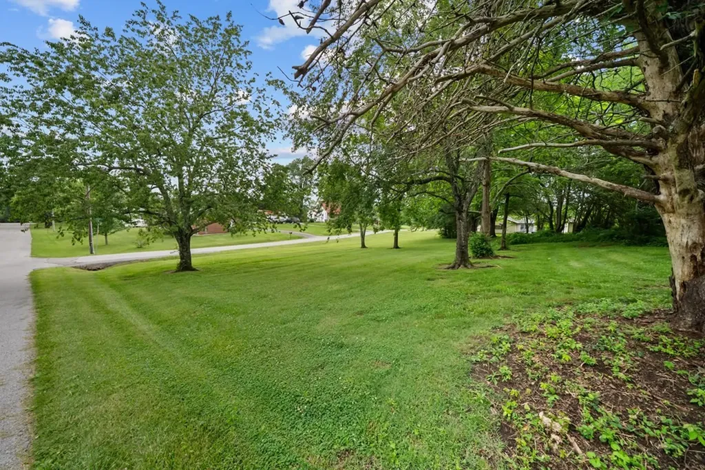 503 S Pine Street Monterey TN 38574