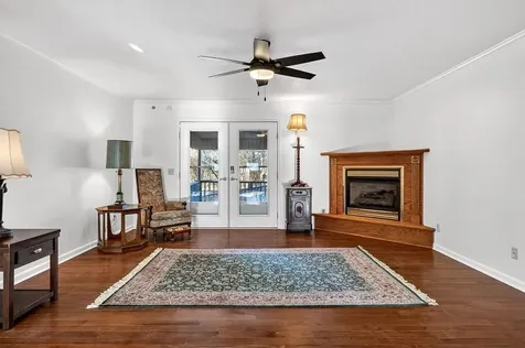 503 S Pine Street Monterey TN 38574