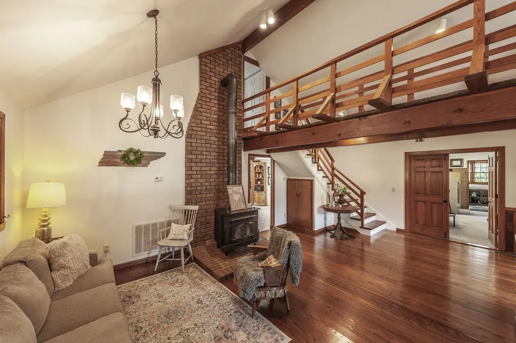 755 Long Hollow Pike Goodlettsville TN 37072