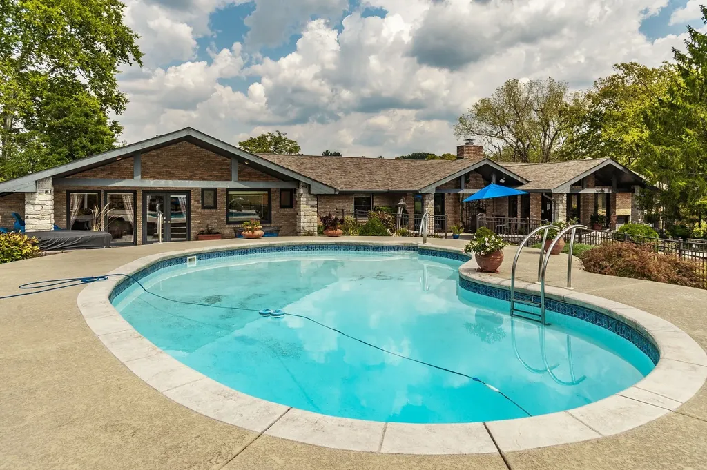 755 Long Hollow Pike Goodlettsville TN 37072