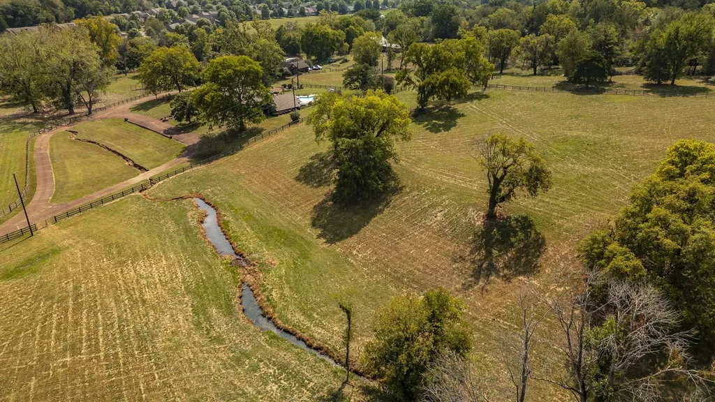 755 Long Hollow Pike Goodlettsville TN 37072