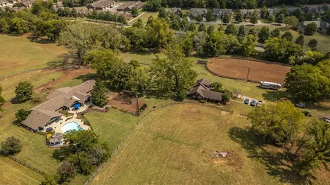 755 Long Hollow Pike Goodlettsville TN 37072
