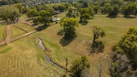 755 Long Hollow Pike Goodlettsville TN 37072