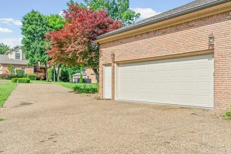 3649 Steeplechase Lane Hopkinsville KY 42240