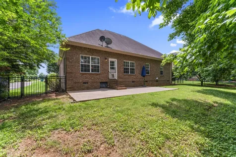 1002 Glessner Drive Spring Hill TN 37174