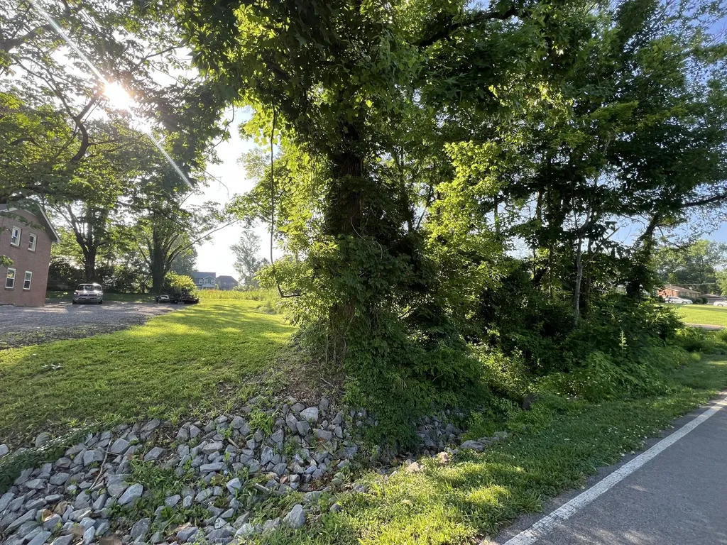 159 W Regent Drive Clarksville TN 37043