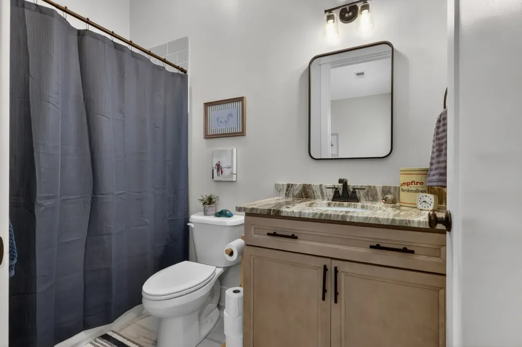 3323 Dobbins Pike Portland TN 37148