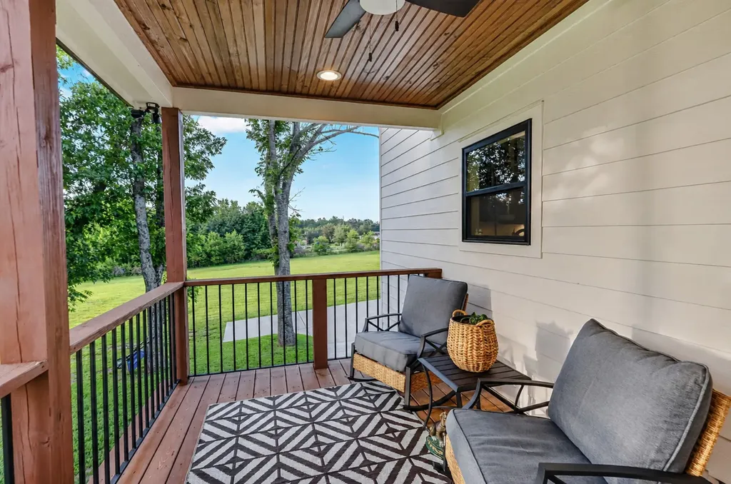 3323 Dobbins Pike Portland TN 37148
