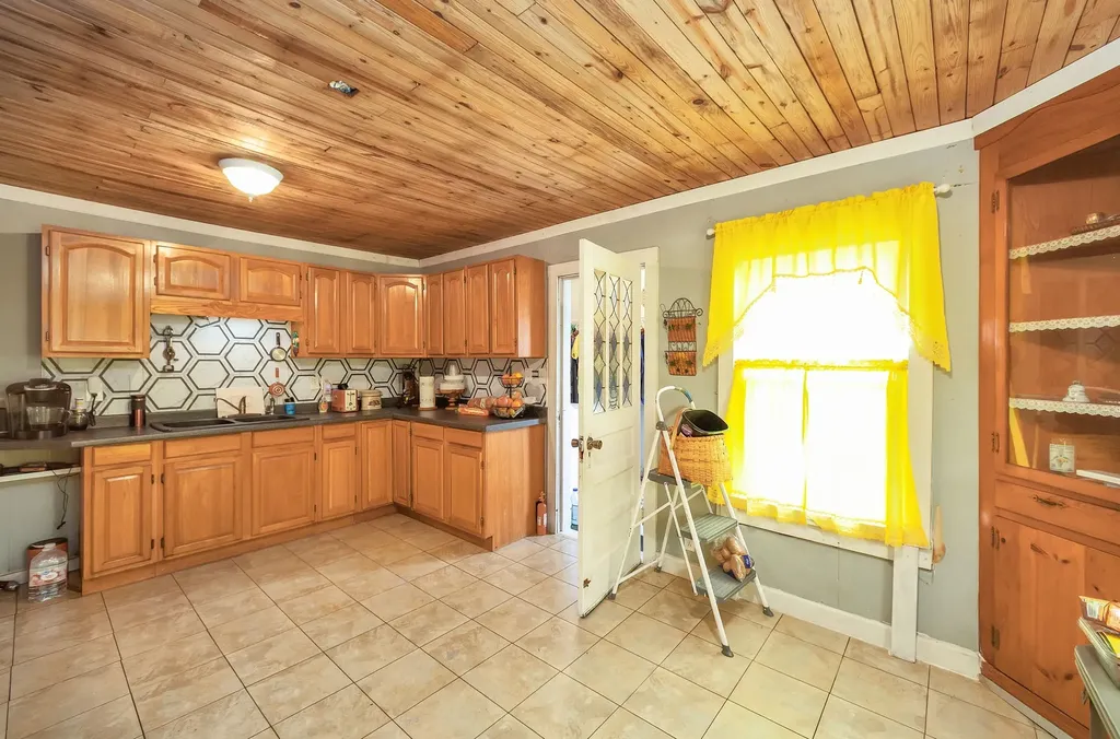 311 E Main Street Adamsville TN 38310