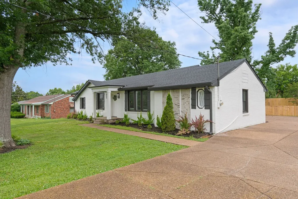 405 Lynn Drive Nashville TN 37211