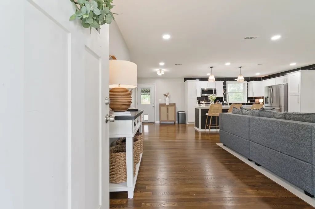 405 Lynn Drive Nashville TN 37211