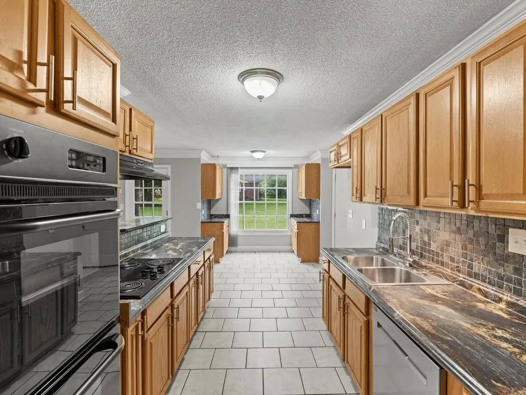 16 Patrick Road, S Fayetteville TN 37334