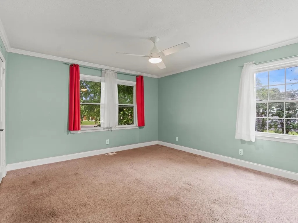 16 Patrick Road, S Fayetteville TN 37334