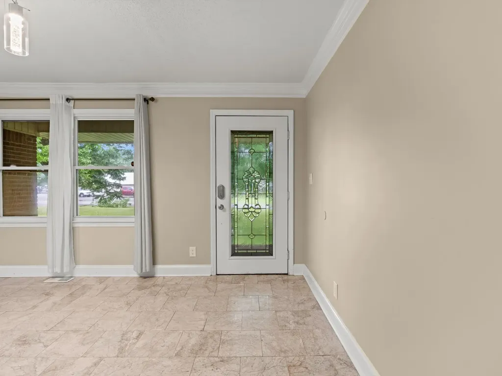 16 Patrick Road, S Fayetteville TN 37334