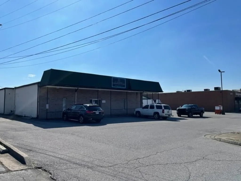2121A Wilma Rudolph Boulevard Clarksville TN 37040