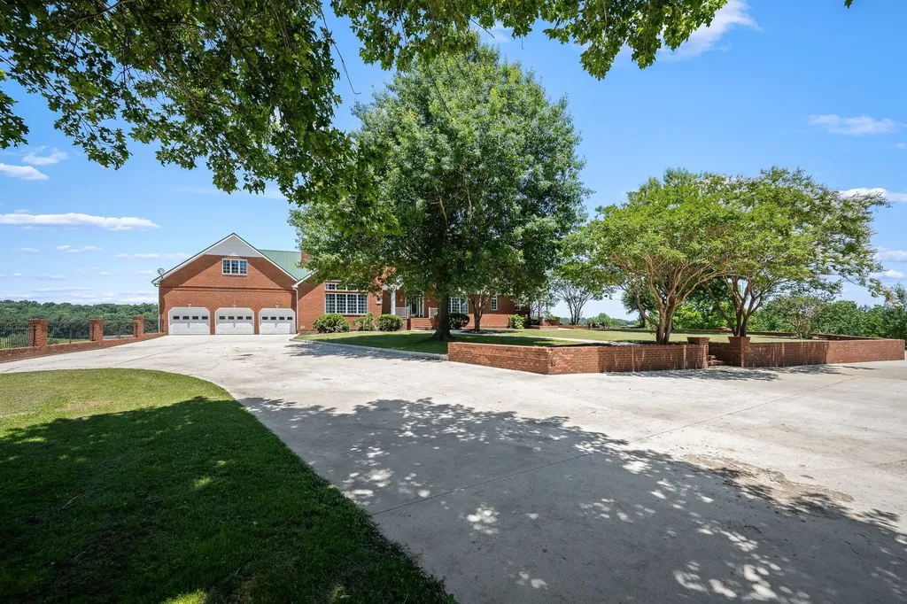 499 Mount Herman Road Shelbyville TN 37160