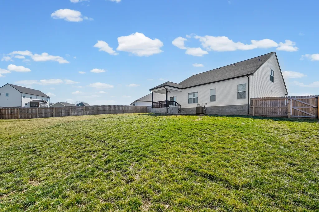239 Donegal Drive Clarksville TN 37042