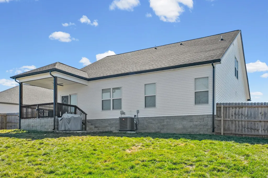 239 Donegal Drive Clarksville TN 37042