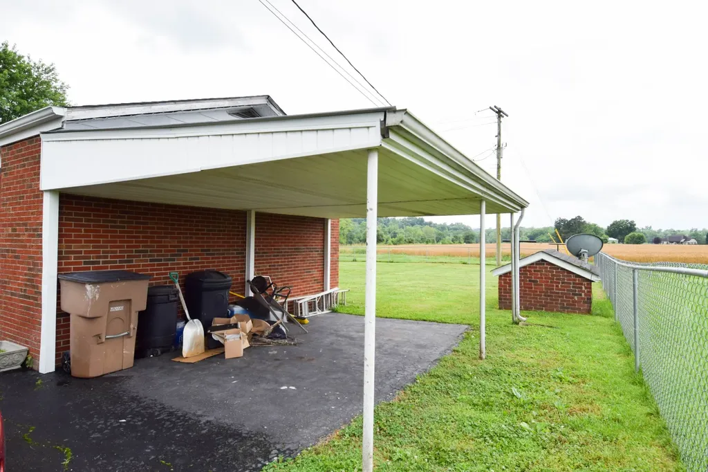 6070 Hwy 49e Springfield TN 37172
