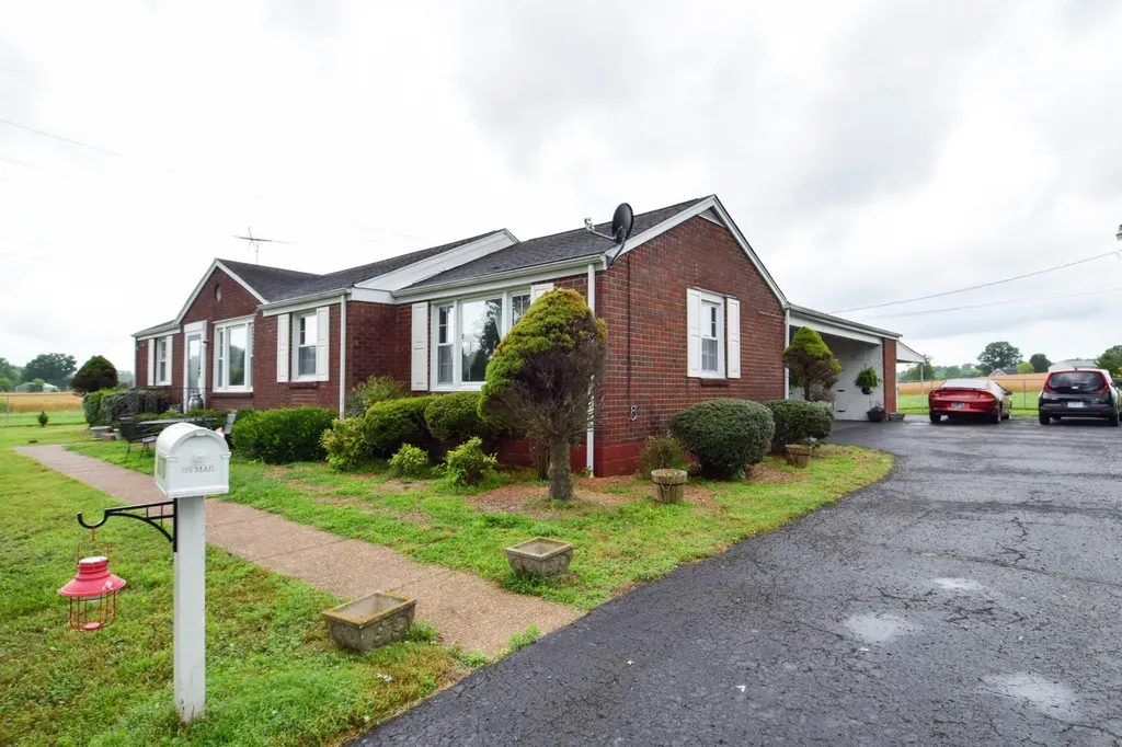 6070 Hwy 49e Springfield TN 37172