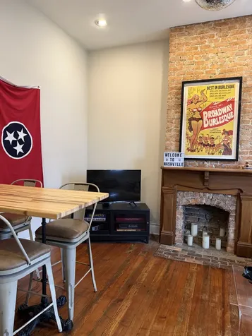 1120 3rd Ave, S Nashville TN 37210