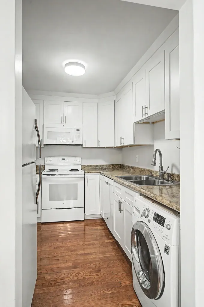 1900 Richard Jones Road Nashville TN 37215