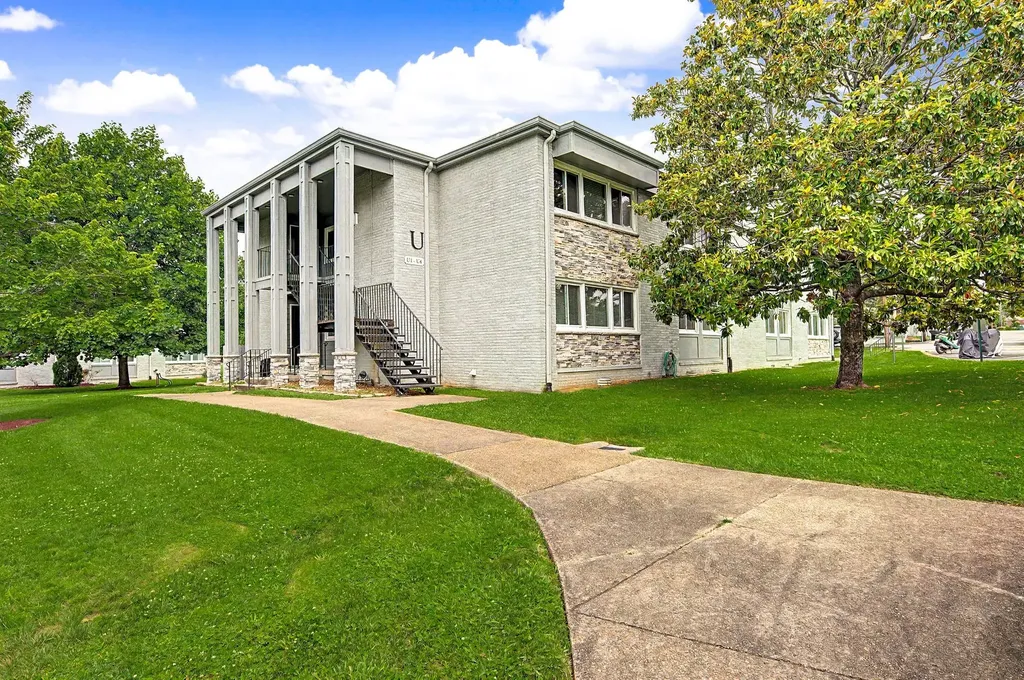 1900 Richard Jones Road Nashville TN 37215