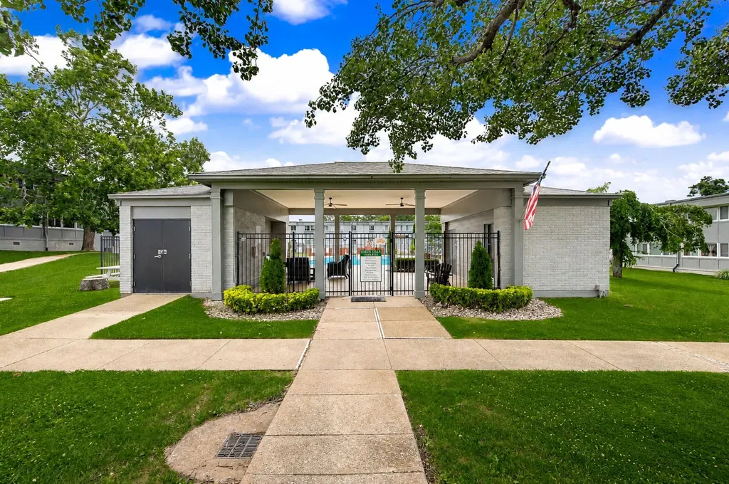 1900 Richard Jones Road Nashville TN 37215