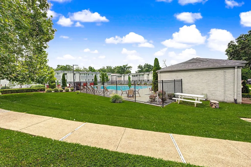 1900 Richard Jones Road Nashville TN 37215
