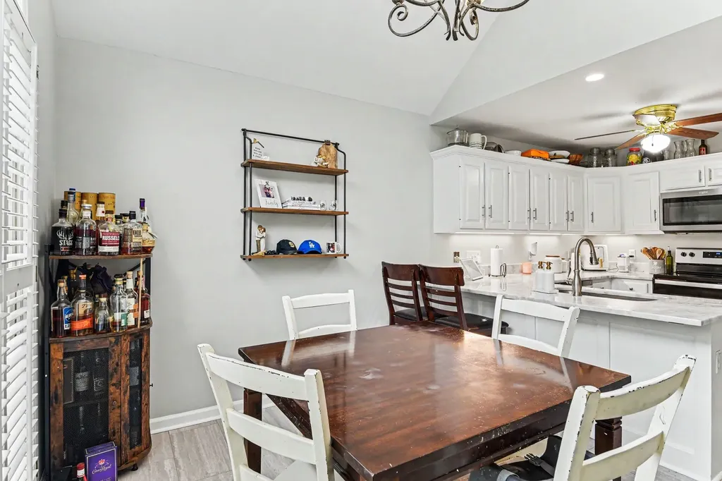 100 Macintosh Drive Springfield TN 37172
