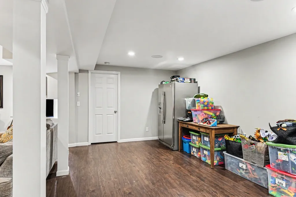 100 Macintosh Drive Springfield TN 37172