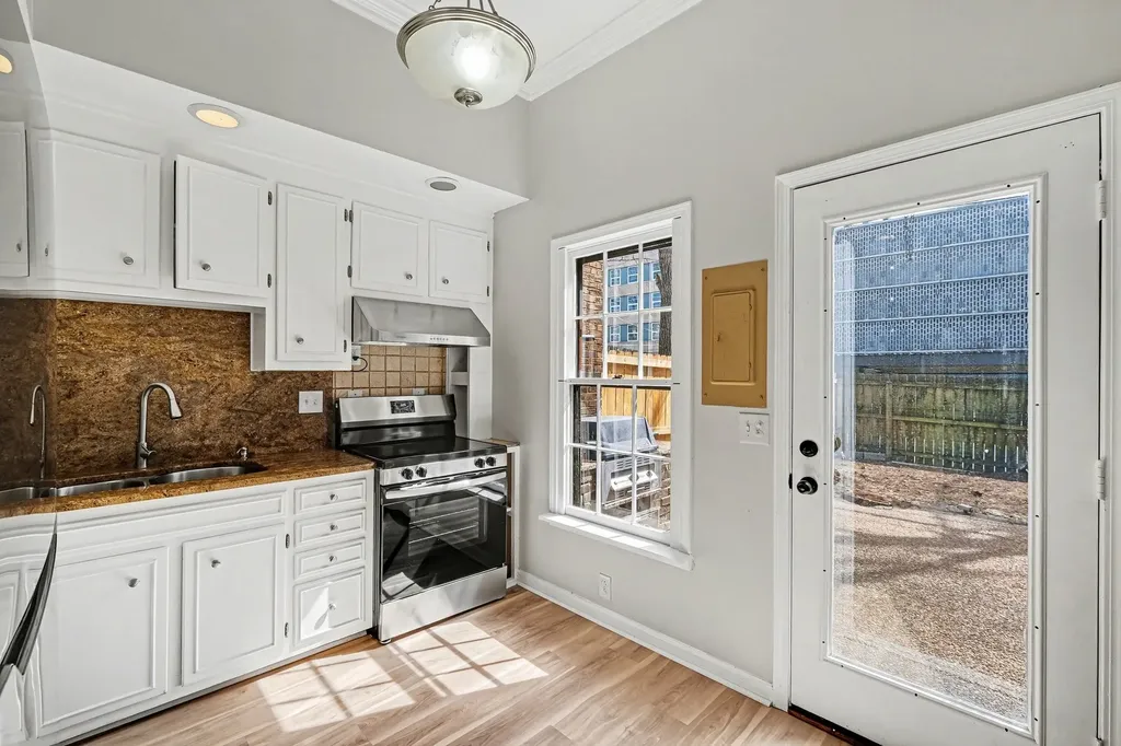 109 Fairmont Place Nashville TN 37203