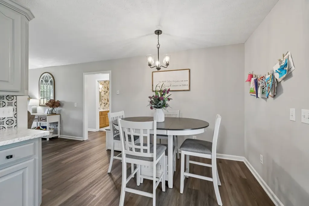 1363 Mount Vernon Road Bethpage TN 37022